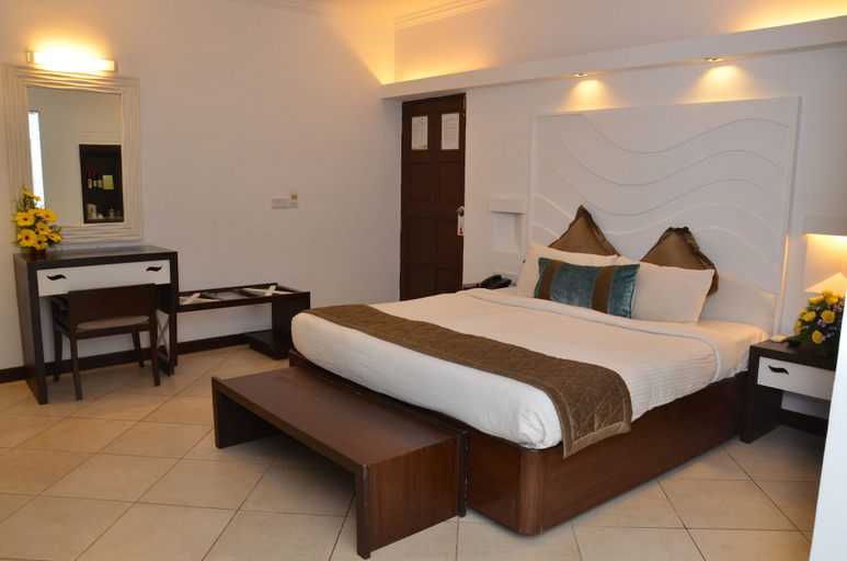 Bedroom 3, Sonesta Inn, North Goa