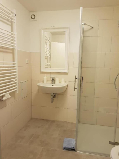 Bathroom 5, Appartement-Hotel Rostock, Rostock