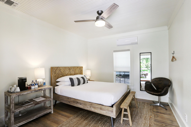 Bedroom 3, Farmstead Round Top, Fayette