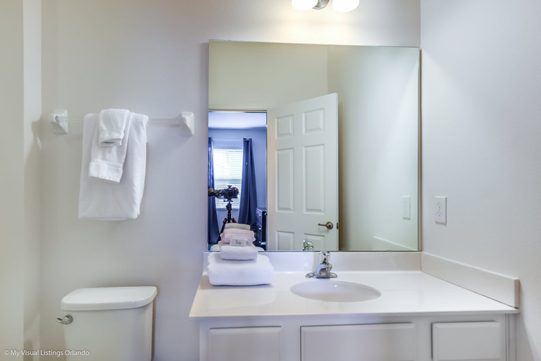 Bathroom 3, 14 Bdrm 11 BA Sleeps 30, Polk