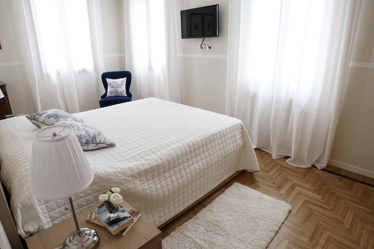 Bedroom 4, Prosecco Collalto Lodge, Treviso