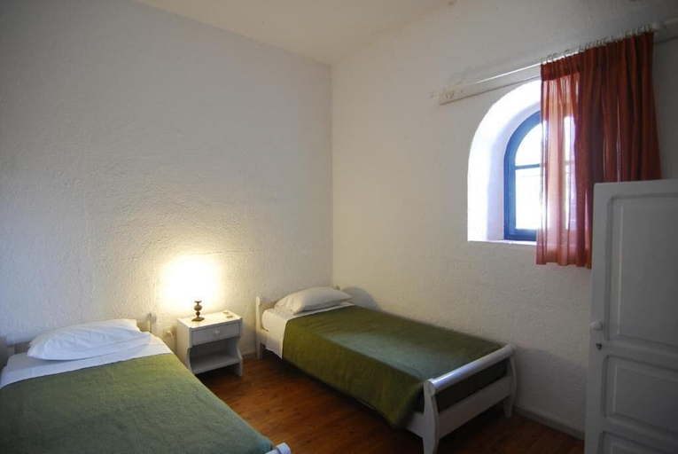 Bedroom 5, Karavostassi - The Stonehouse, Crete