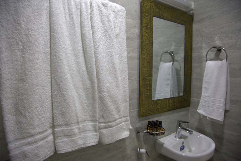 Bathroom 3, Dakhlaguest