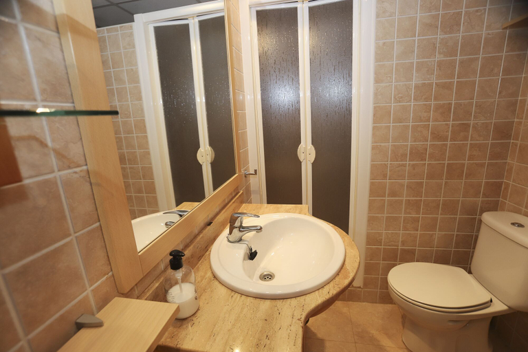 Bathroom, Apartamento Stival Park Luxe 2, Tarragona