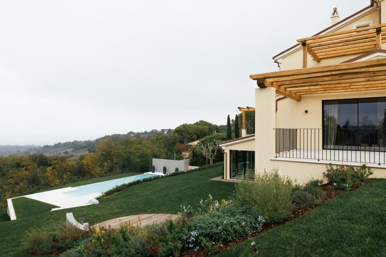 Others 5, Villa Sogno Adriatico, Macerata