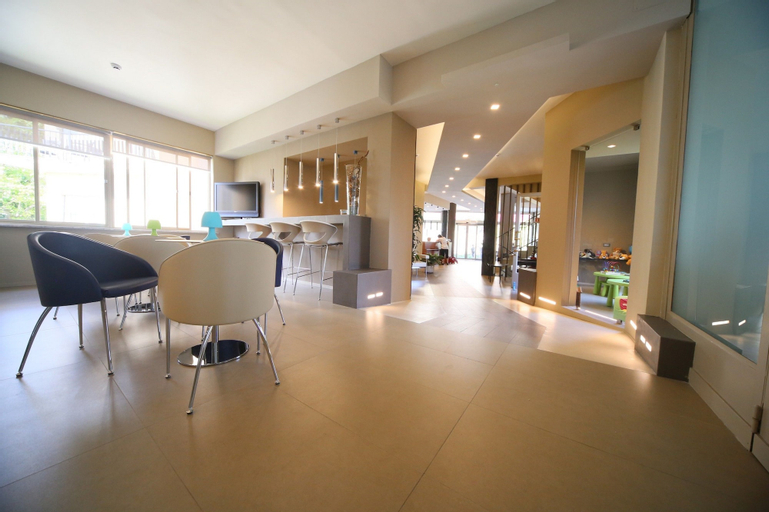 Food & Drinks 5, Villa Igea, Imperia