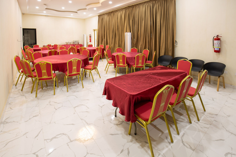 Food & Drinks 4, Reno Apartments Abuja, AbujaMun