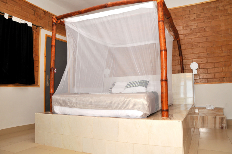 Bedroom 3, HYPOLINK Village, Kanifing