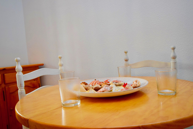 Food & Drinks 5, 038 Fantastic Holiday // AC - Wifi, Alicante