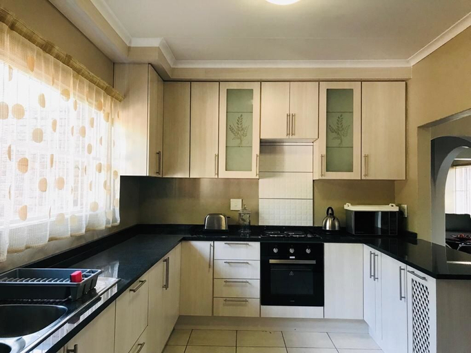 Others 5, 64 on Springbok, City of Tshwane