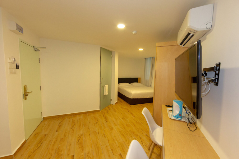 Bedroom 27