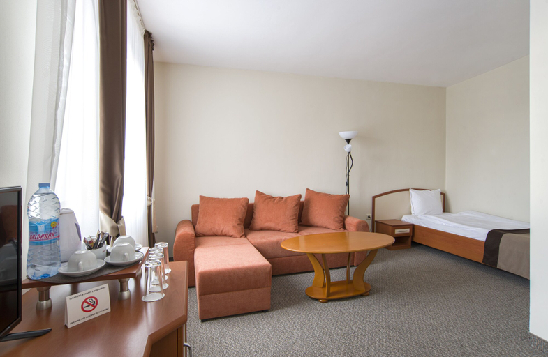 Others 5, Hotel Kamena, Chepelare