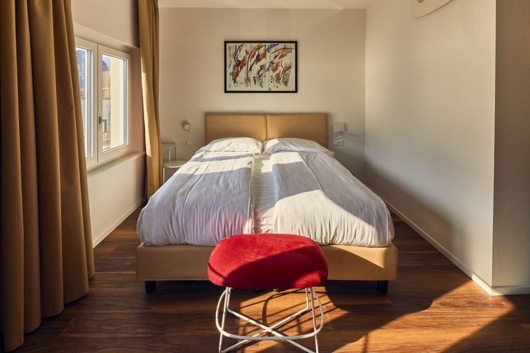 Bedroom 3, Hotel Paradiso, Trento