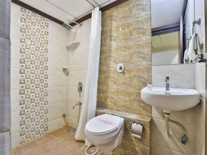 Bathroom 3, The Grand Vinayak Hotel, Ahmadabad