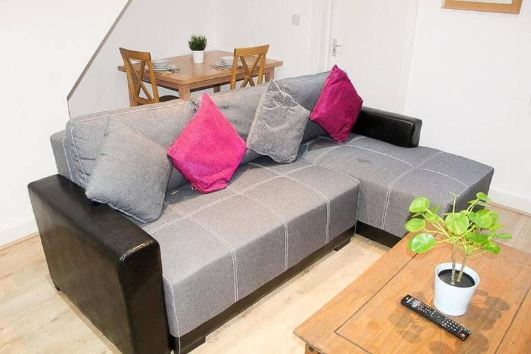Others 4, Dream Hannan by Top House, Sefton