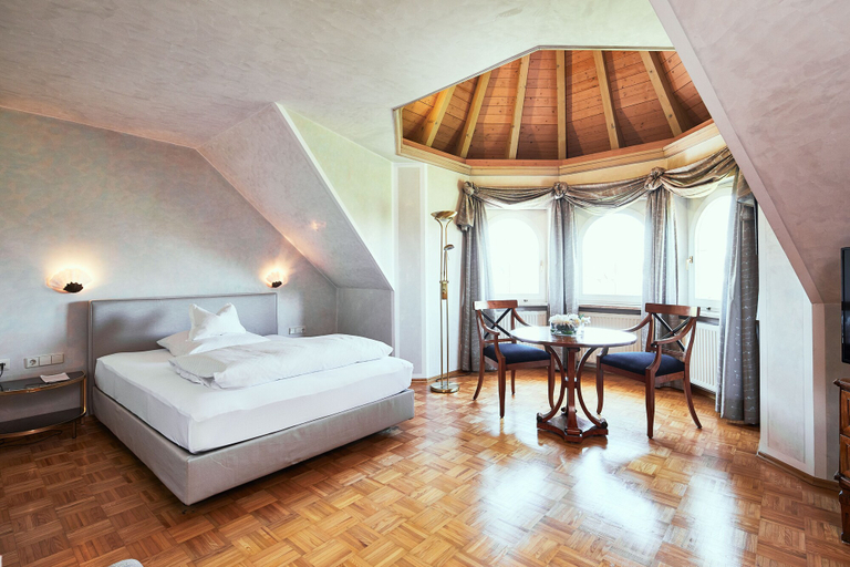 Bedroom 2, Reck's Hotel - Restaurant, Bodenseekreis