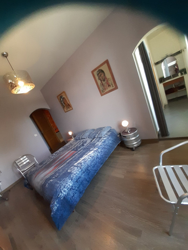 Bedroom 3, Le clos de la Salamandre, Lot