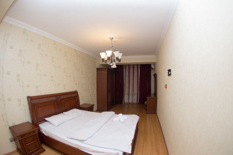 Bedroom, Bakuvi Tourist Apartment B095, Baku