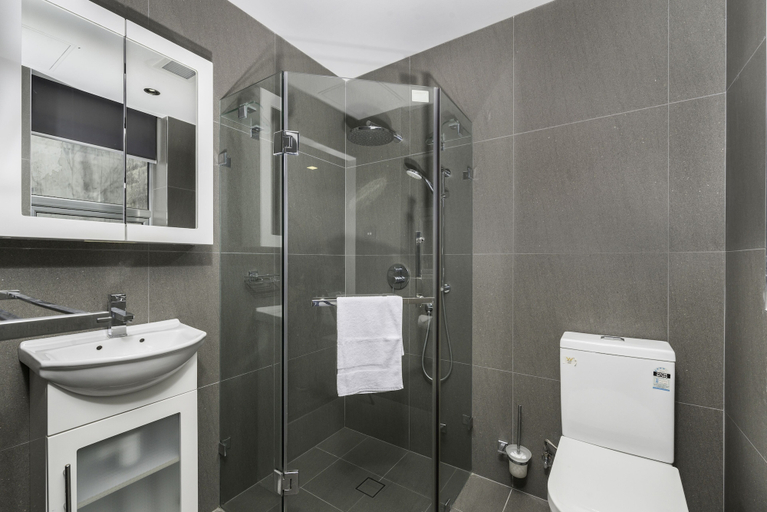 Bathroom 4, Studios on King, Newcastle - Inner City
