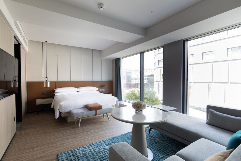 Bedroom 3, Courtyard by Marriott Jiangyin, Wuxi
