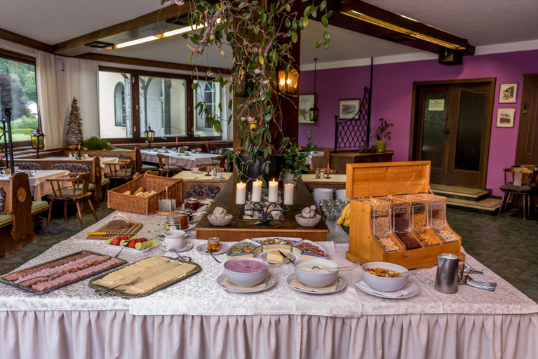 Food & Drinks 4, Puttererseehof, Liezen
