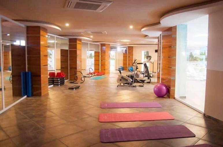 Gym, Bogazici Bayan Pansiyonu, Merkez
