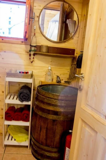 Bathroom 3, Kedra Village, Central Greece