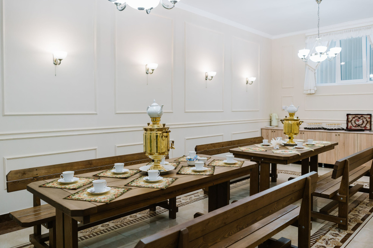 Food & Drinks 4, Democratia Ultra All Inclusive, Novorossiysk gorsovet