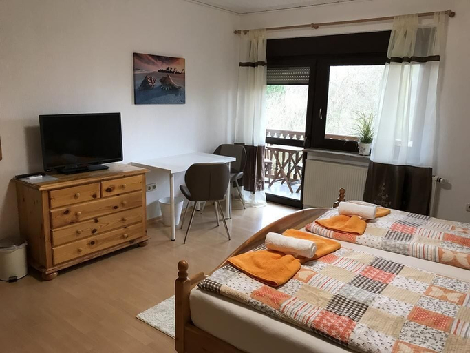 Bedroom 4, Privatzimmer König, Kassel