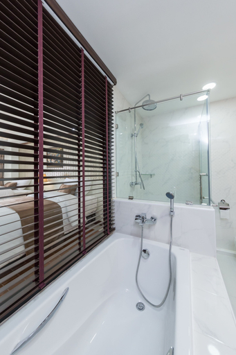 Bathroom 5, Hotel de Ladda, Muang Mukdahan