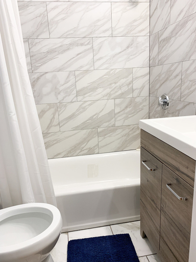 Bathroom, Stunning 3bd/3ba in Jamaica Plain Near the Trains #2, Boston