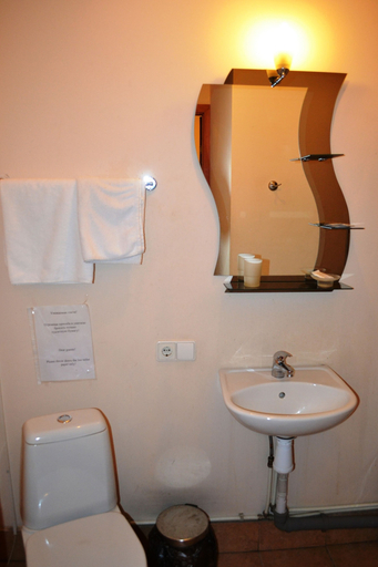 Bathroom 3, Rinaldi Olympia, Sankt-Peterburg gorsovet