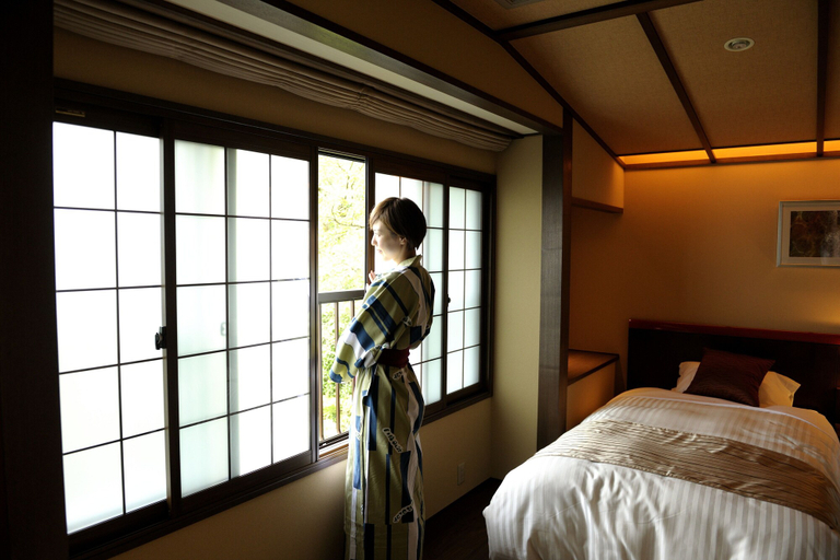 Bedroom 3, Oyado Ikegami, Uozu