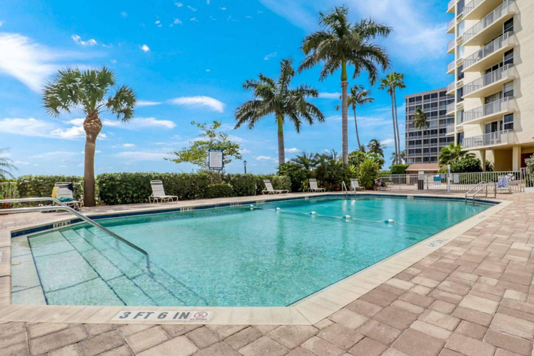 Sport & Beauty 5, Estero Beach & Tennis 807 B, Lee