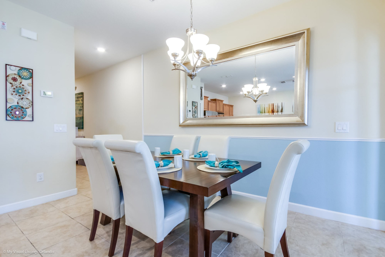 Others 5, Story Lake Town Home Sleeps 10, Osceola