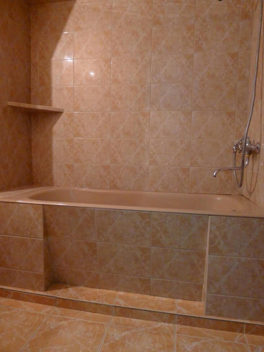 Bathroom 2, Meidani, Tbilisi