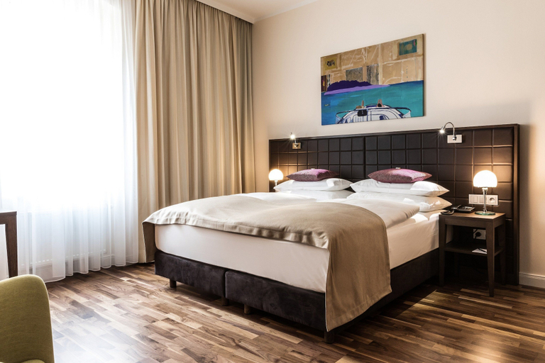Bedroom 2, Hotel Sandwirth, Klagenfurt