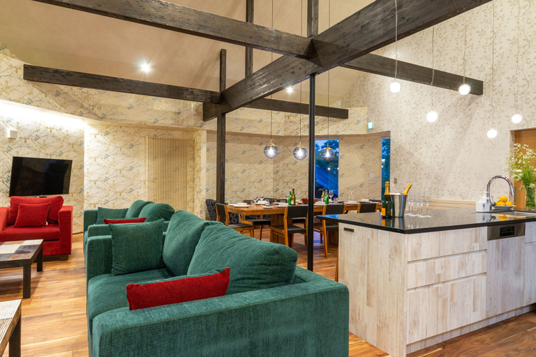 Others 5, Kitsune House by H2 Life, Kutchan