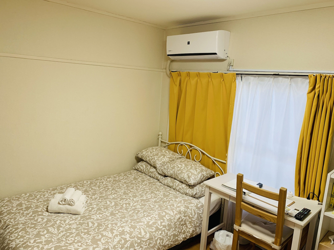 Bedroom 2, COCO Nakameguro 302, Meguro