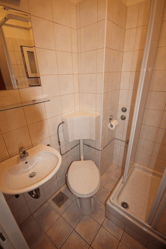 Bathroom 3, Apartments Barisic, Vir