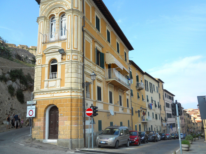Front of property, Cosmopolis, Livorno