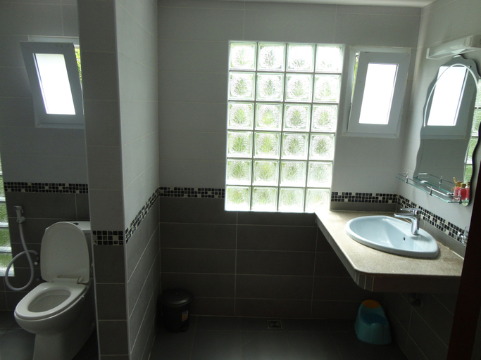 Bathroom 4, Jazzybeach Hotel, Diana