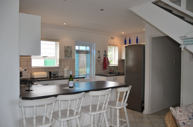 Others 4, Hermanus Beach Cottage 2, Overberg