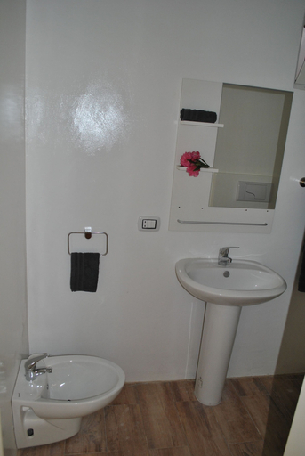 Bathroom 4, Casa Tud Dret - luxurious apartments