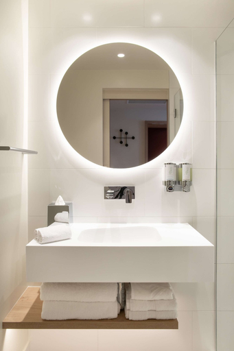 Bathroom 4, Hampton By Hilton Riga Airport, Riga