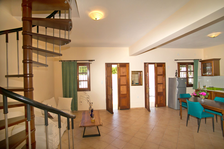 Interior, Hot Tub Cottage Kalymnos, South Aegean