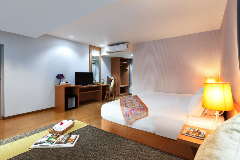 Bedroom 12