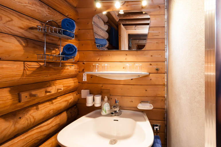 Bathroom 4, Landgasthof Ropferhof, Innsbruck Land
