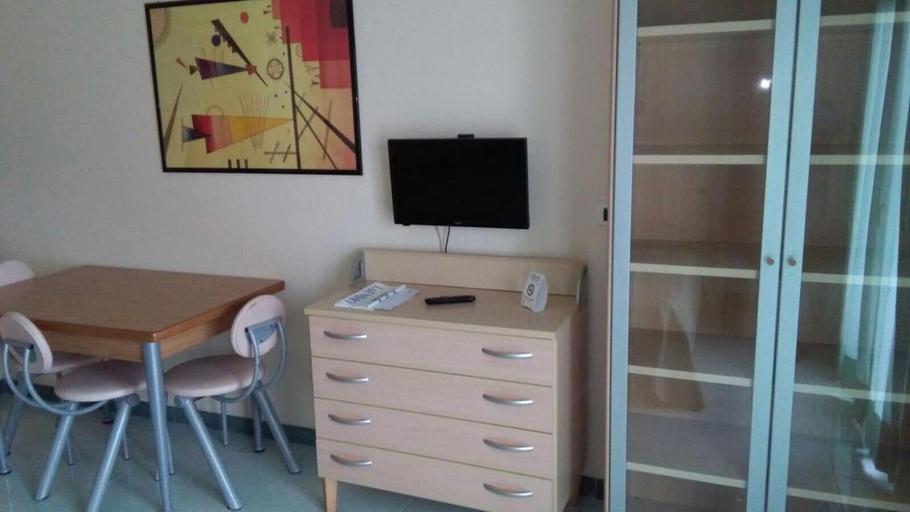 Bedroom 3, Hotel Minerva, Brindisi