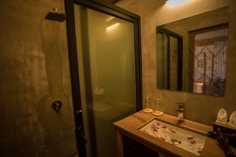 Bathroom 4, The Wood Family Retreat, Siem Reap